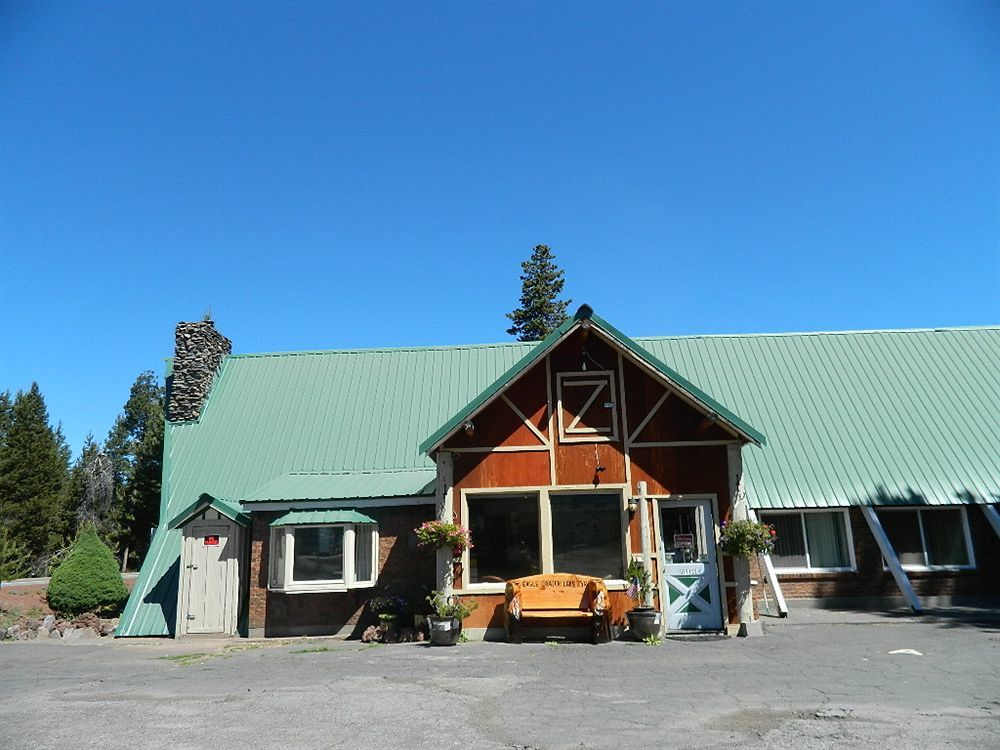 Eagle Crater Lake Inn Chemult Exterior photo